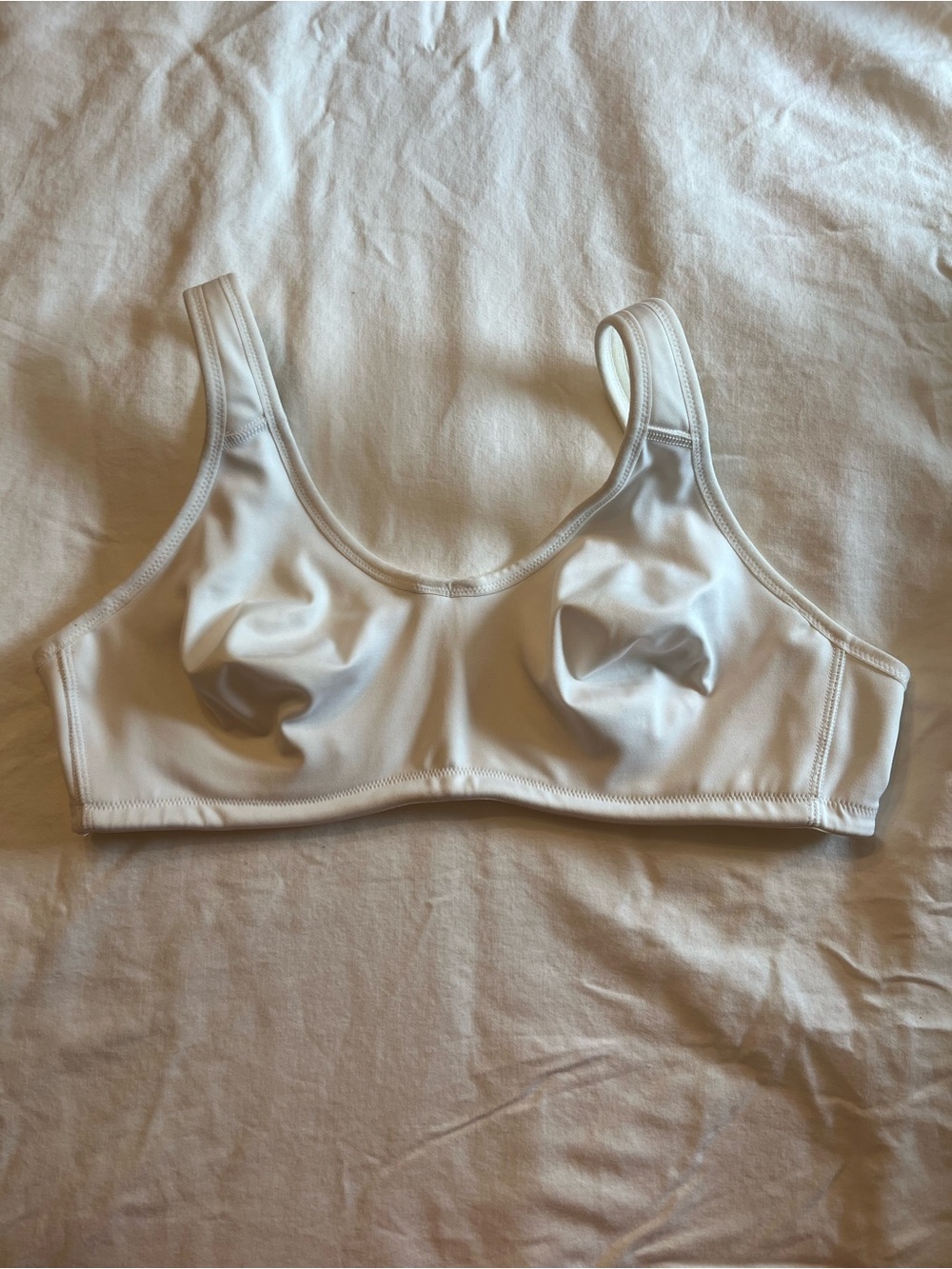 Women’s Wireless Scoop Bralette — White